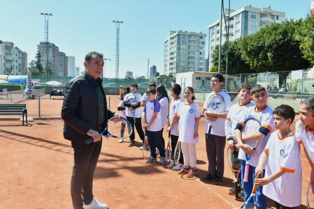 Yenişehir Belediyesi Depremzede Çocuklara Spor Kurslarıyla Destek Veriyor